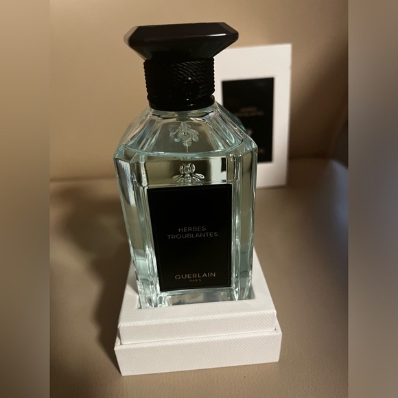 Guerlain L'ART & LA MATIÈRE HERBES
TROUBLANTES - EAU DE PARFUM - Picture 4 of 11
